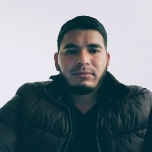 Meet your Posher, Carlos escobedo